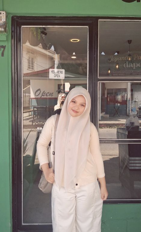 Shafa Rahmi lusyenvil